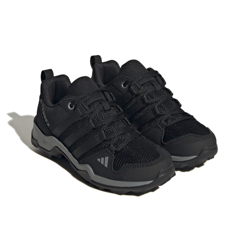 IF7514_6_FOOTWEAR_Photography_Front Lateral Top View_white נעלי שטח אדידס ילדים