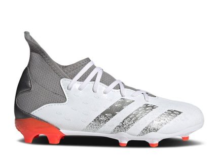 ADIDAS PREDATOR 20.4 FXG J EG0932 נעלי כדורגל לילדים