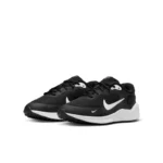 fb7689003_1 nikeנעלי REVOLUTION 7