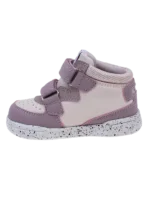 2_1a075410-694b-4900-b2d1-af1c5b3d8e0b